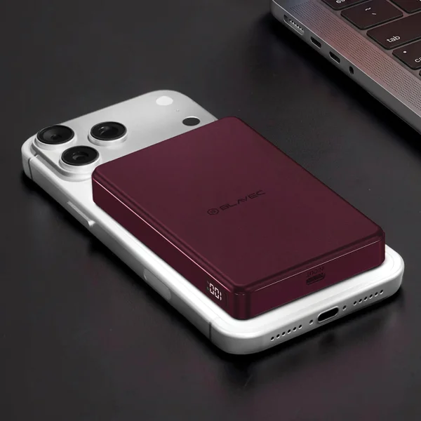 Външна батерия Blavec 10000mAh BJ-05 Ultra, Type C, Qi2.2, 25W + PD, 45W, лилав 3