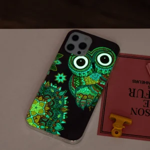 Silicone case for iPhone 14 Pro Max, phosphorescent, Owl 3