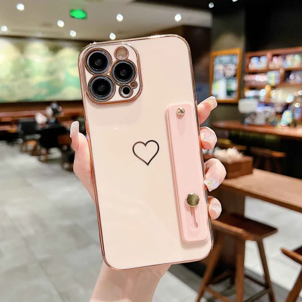 Силиконов калъф Heart за iPhone 13 Pro, розов 2
