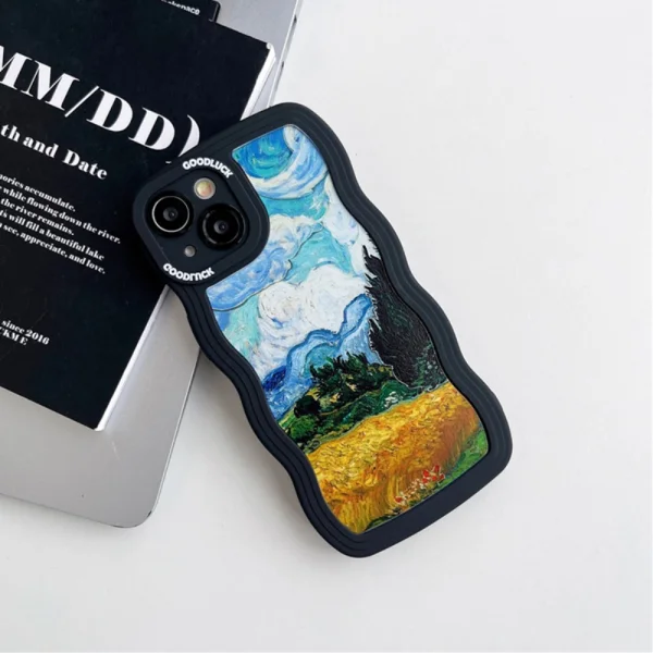 Wavy silicone case for IPhone 14, landscape 2
