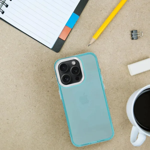 PEARL Silicone Case for iPhone 16 Pro, Green 5
