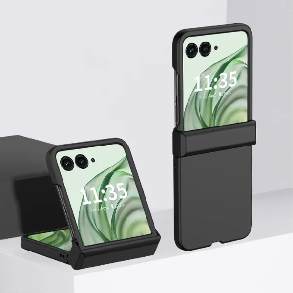 Удароустойчив калъф Skin Feel за Motorola Razr 50 Ultra 5G,  Черен 2
