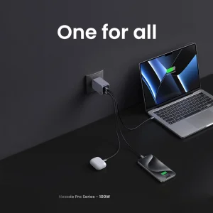UGREEN X757 Nexode Pro Charger, 220V, 2xUSB-C,1xUSB A, GaN, 100W, with USB-C Cable 4