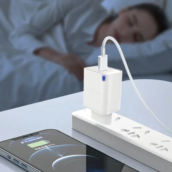 Зарядно Prestico F15+, 220V, USB-C, PD, 30W, бял 2