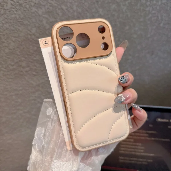 Удароустойчив калъф Design PU Leather за iPhone 18 Pro Max,  Бежов 2