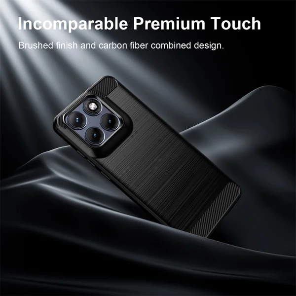 Силиконов калъф Carbon Fibre Brushed за Motorola Edge 70 Fusion+ 5G/Edge 70 Fusion 5G, черен 3