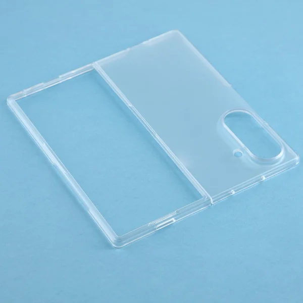 Silicone case for Samsung Galaxy Z Fold8 Ultra, matte-transparent 3
